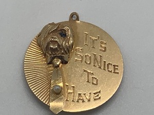lot 277 image: Adorable Vintage 14k Charm