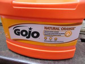 lot 42 image: Gojo Orange