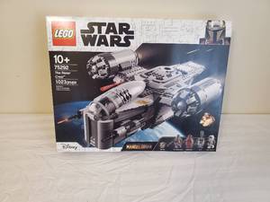 lot 8 image: Lego Star Wars The Razor Crest Set Number 75292 NEW IN BOX