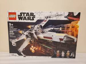 lot 31 image: Lego Star Wars Luke Skywalkers X-Wing Fighter Set Number 75301 NEW IN BOX