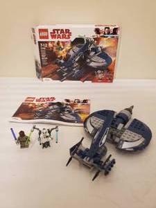 lot 26 image: Lego Star Wars General Grievous Combat Speeder Set Number 75199