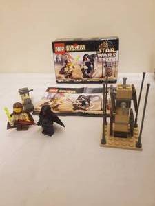 lot 39 image: Lego Star Wars Lightsaber Duel Set Number 7101