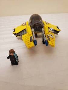 lot 46 image: Lego Star Wars Anakins Jedi Interceptor Set Number 75038