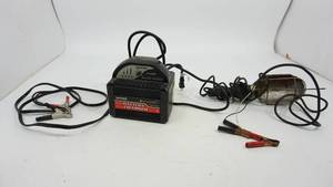 Vector 246-Amp Battery Charger---Battery Operated Trouble Light