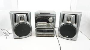 Aiwa Home Stereo System--CX-NA202 Digital Audio System