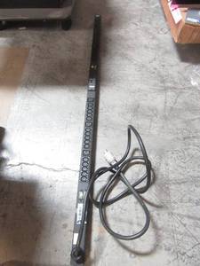 lot 44 image: Geist&nbspI20032 Power Strip 