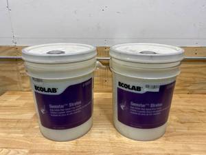 lot 82 image: ECOLAB Lot of 2-  Gemstar Stratus Floor Finish (5 gal per container)(Exp 1118)