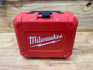 lot 79 image: MILWAUKEE BIG HAWG Carbide Hole Saw Kit (10-Piece)
