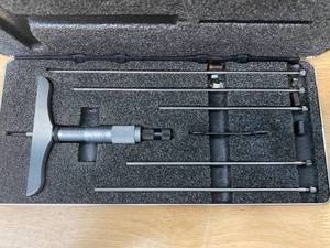 lot 98 image: STARRET 0 to 6 Range, 6 Rod, Mechanical Depth Micrometer