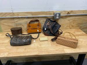 lot 112 image: Lot of PursesHandbags