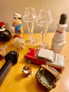 Many Miniatures