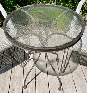 Charming Chair and Table Set