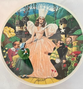 8 Knowles Wizard of Oz Collectors Plates