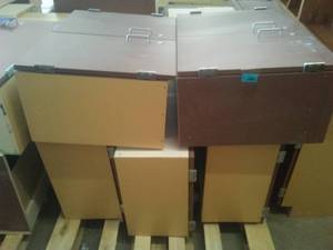 Upper Cabinets (5).