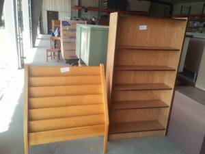 Magazine Display and Bookshelf.