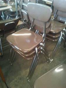 VIRCO Student Desks (25)