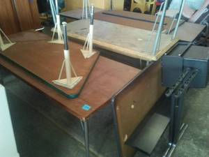Tables (6) and Desk.
