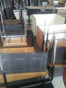 Desks, Cubicles and Tables. Variety of Styles 2