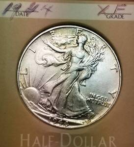 lot 11 image: 1944 WALKING LIBERTY HALF DOLLAR XF