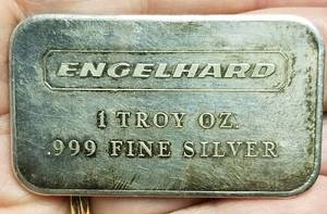 lot 32 image: 1 TROY OZ. .999 FINE SILVER BAR ENGELHARD