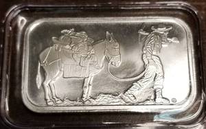 lot 48 image: 1 TROY OZ. .999 FINE SILVER BAR PROSPECTOR BY SILVERTOWNE SEALED