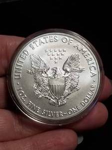 lot 48-A image: 2021 AMERICAN SILVER EAGLE 1 TROY OZ. .999 FINE SILVER IN AIRTITE
