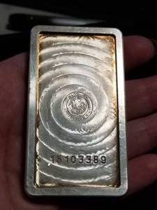 lot 21-A image: 10 TROY Oz. .999 FINE SILVER BAR SCOTTSDALE STACKER