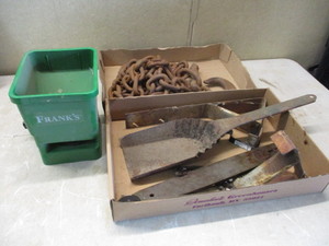 lot 13 image: Log Chain and Tools