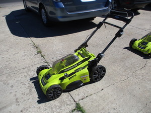 lot 29 image: Ryobi 40V Mower
