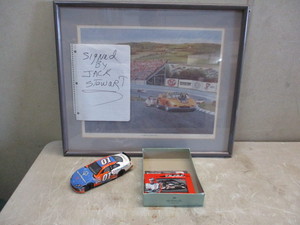 lot 32 image: Nascar Collectibles