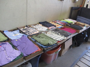 lot 61 image: Womens Clothes Mostly L XL