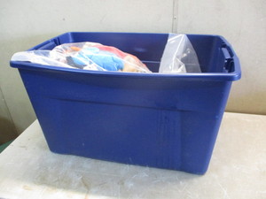 lot 73 image: Box of Mostly Beanie Babies
