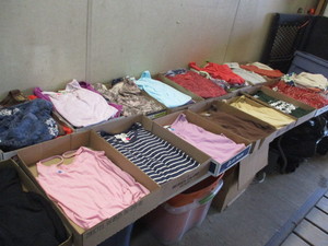 lot 76 image: Womens Clothes Mostly L XL
