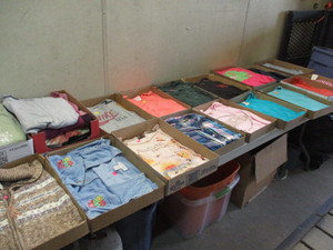 lot 83 image: Womens Clothes Mostly L XL