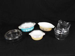 Lot of Vintage Pyrex