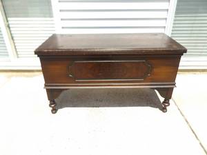 Antique Footed Solid Wood Cedar Chest