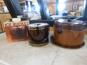 Ice Bucket and Cake Cover