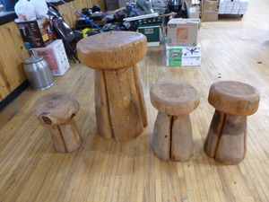 Outdoor Solid Wood Mushroom Table and Chairs
