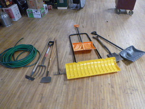 Lawn and Yard Tools