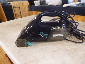 Eureka Step Saver Hand Vacuum