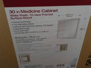 lot 207 image: 30 white finish medicine cabinet, ...