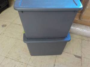 lot 274 image: 2 48 qt. tubs with lids...