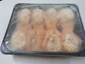 lot 423 image: frozen package 8 stuffed salmon...