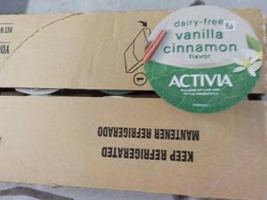 lot 483 image: 16 tubs dairy free vanilla cinnamon...