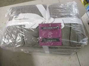 lot 68 image: Belvedere Row 24 piece towel set...