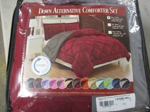 lot 74 image: down alternative reversible comfort...