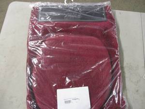 lot 76 image: Luxor spa 3 piece bath rug set, 20...