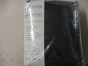 lot 79 image: Swift Home ultra-soft sheet set, bl...