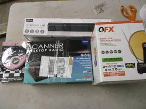 lot 152 image: desktop scanner, 2 TV antennas, a p...