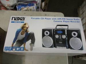 lot 339 image: Naxa portable CDradiocassette pla...